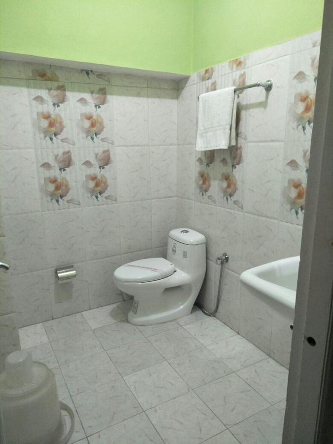 Hotel Mansarovar Banjār Zewnętrze zdjęcie